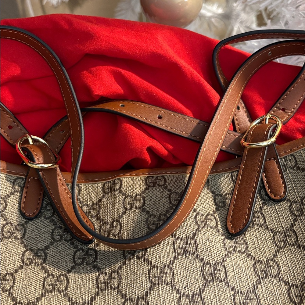 Purse - Picture 5 of 8